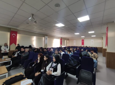 Matematik Topluluğunun düzenlediği 1. Bilgi Yarışması etkinliği 